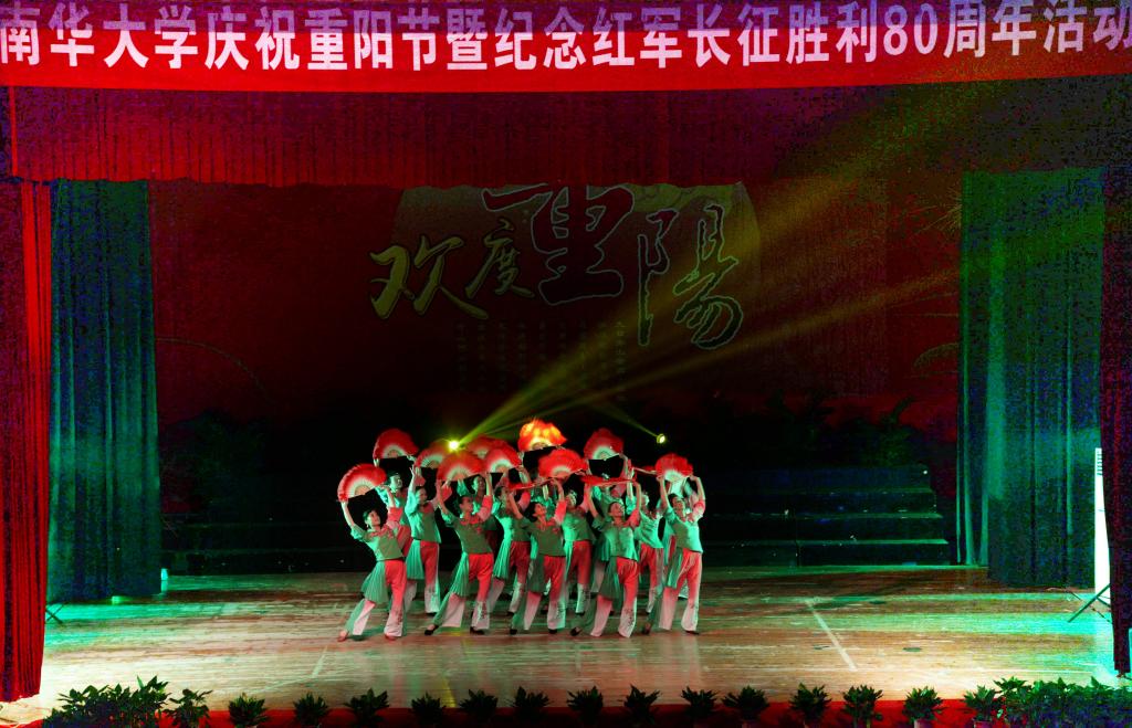 舞蹈《珊瑚颂》